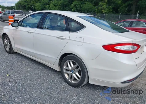 2013 Ford Fusion Se z USA, uszkodzony, nr VIN 3FA6P0HR0DR106937
